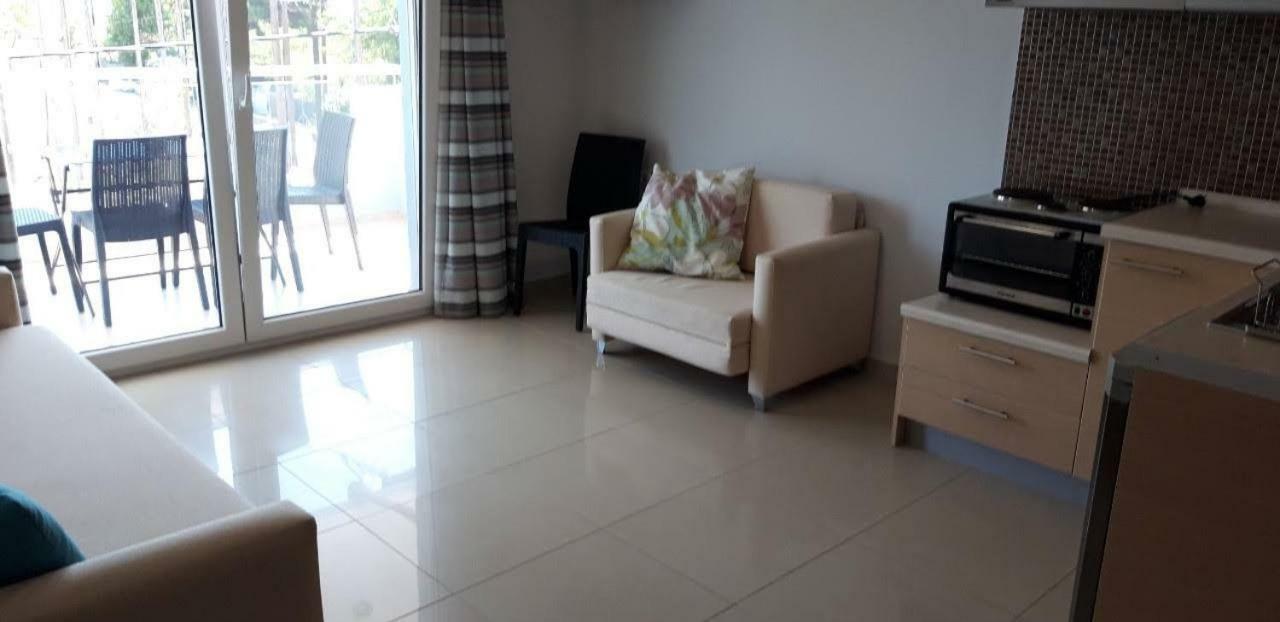 Tetyk Keramoti Hotel Apartments Εξωτερικό φωτογραφία